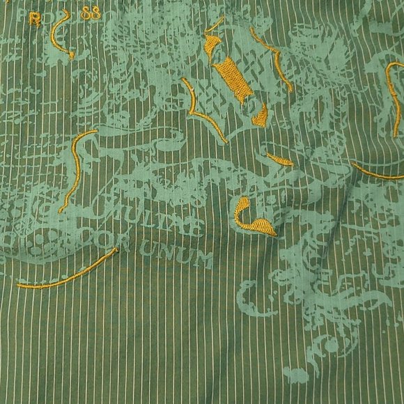 Men's Short Sleeved Collared Shirt - Picture 5 of 8